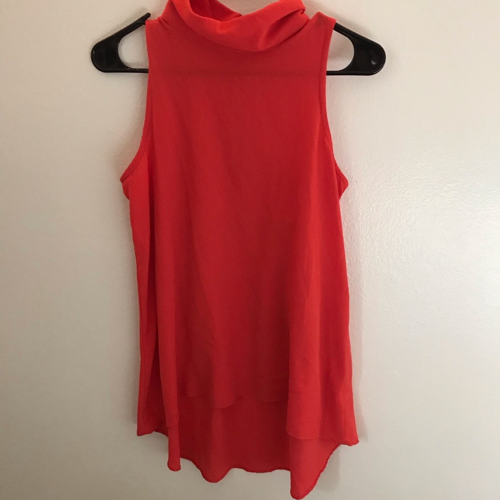 Turtle neck tank top